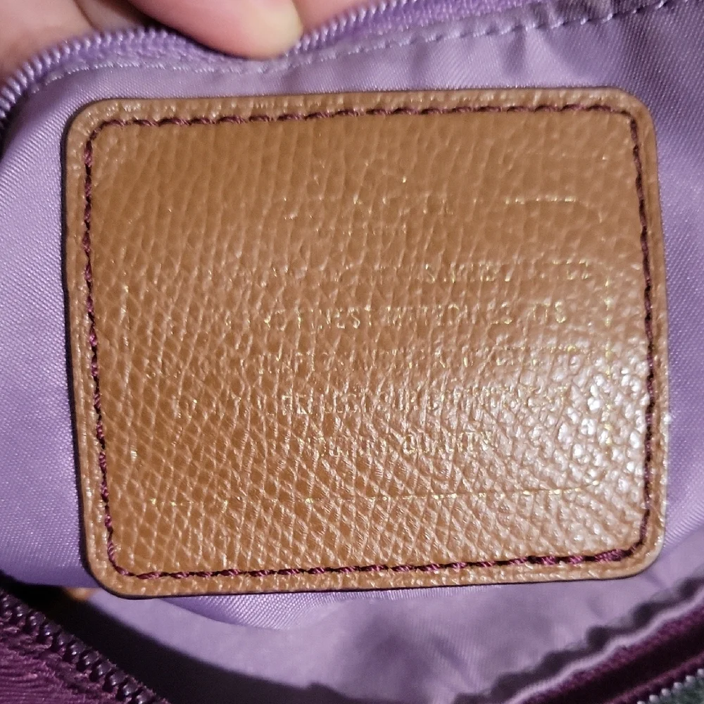 Vintage Coach Purple Crossbody Bag with Gold Hardware and Adjustable Straps - Picture 6 of 16